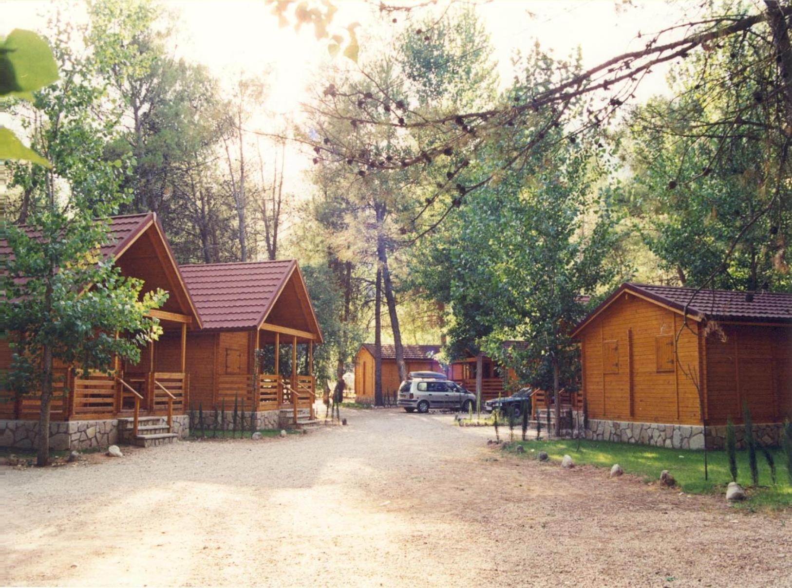 Camping Rural Llanos De Arance Coto Rios Exterior foto